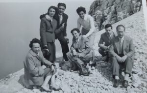 Gita sul Monte Pellegrino, Pa - sconosciuta, Rosa Mingoia, Lillo Lumia, Iolanda, Igea, Aldo e Vincenzo Nalbone - anni '50